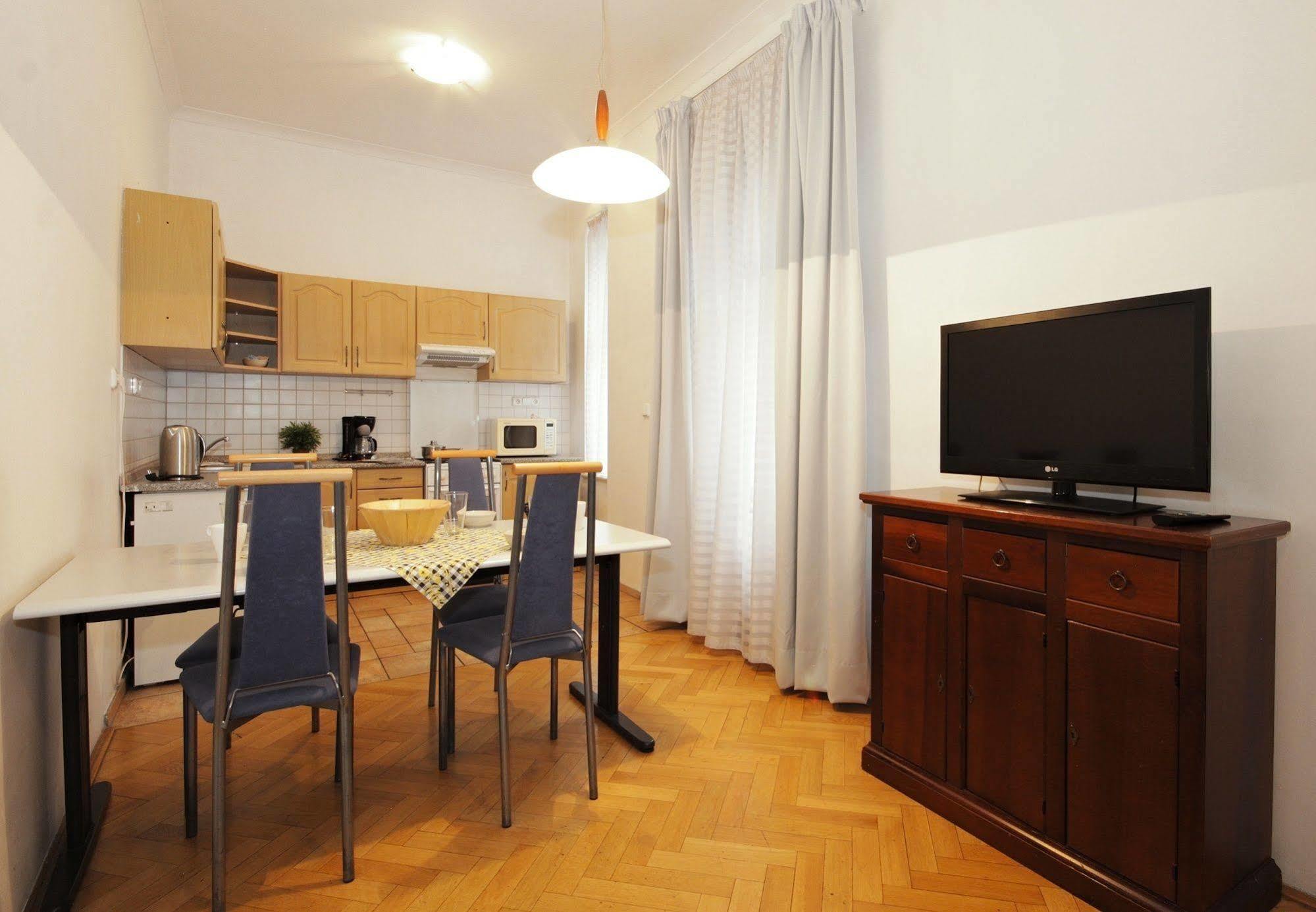 Apartment Old Town *